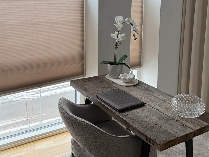 Rullegardiner på mål til stuen